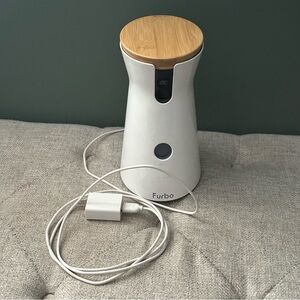 Furbo Dog Cat Camera Treat Dispenser